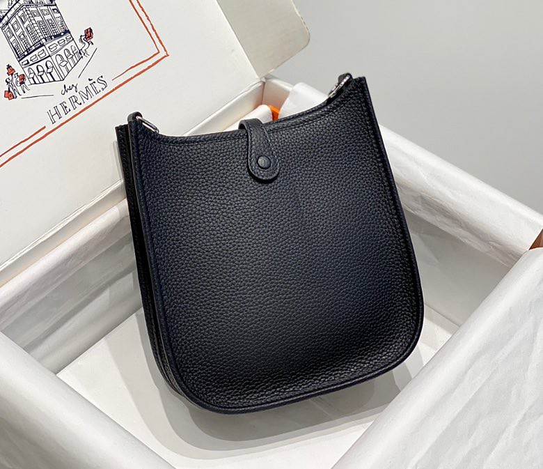 Hermes Evelyne 16 Amazone TPM Shoulder Bag In Black Clemence Leather